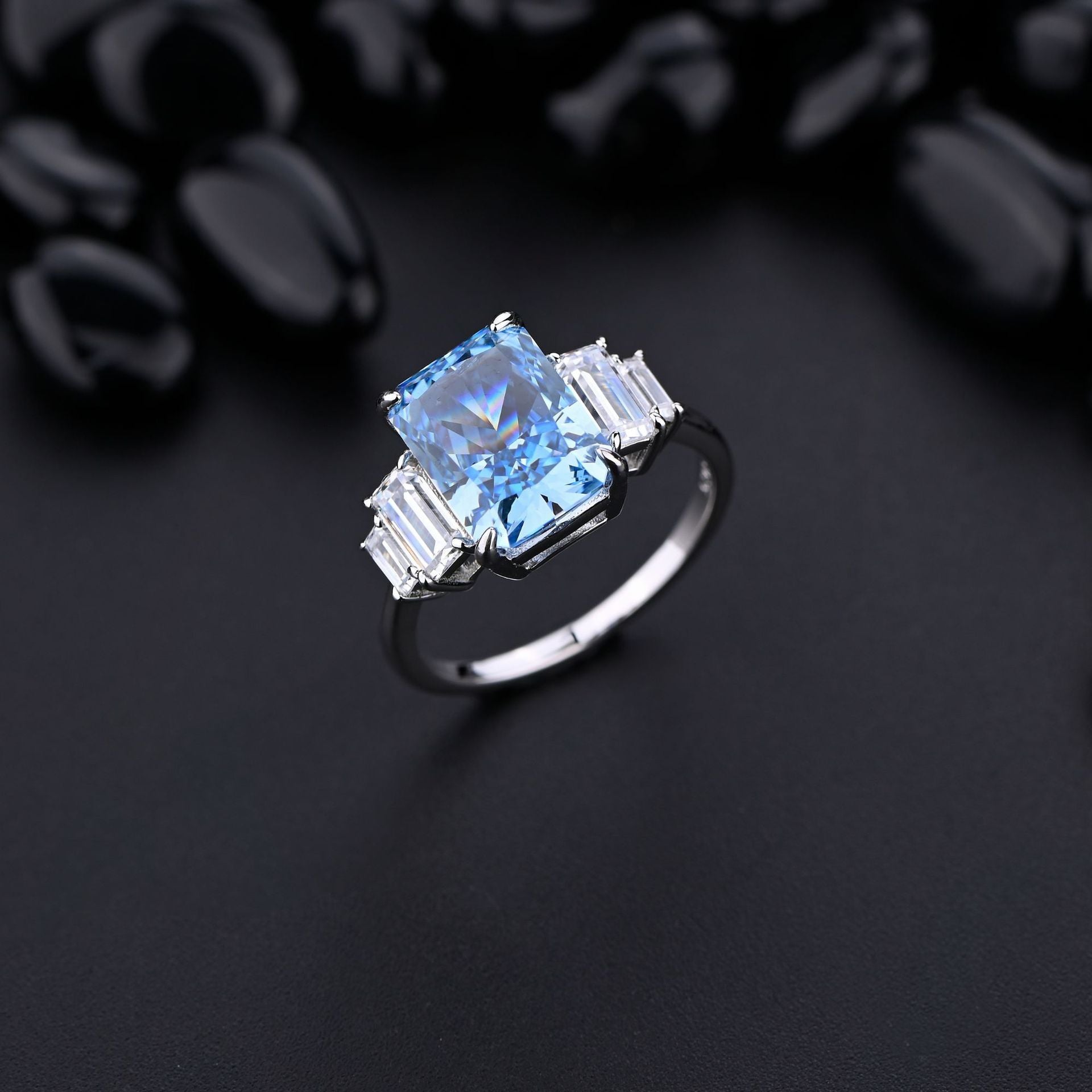 "Azure Elegance" Adjustable Ring with Synthetic Aquamarine